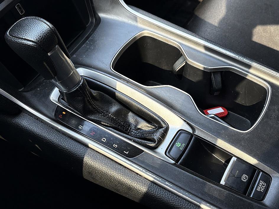 Used 2020 Honda Accord LX image 24