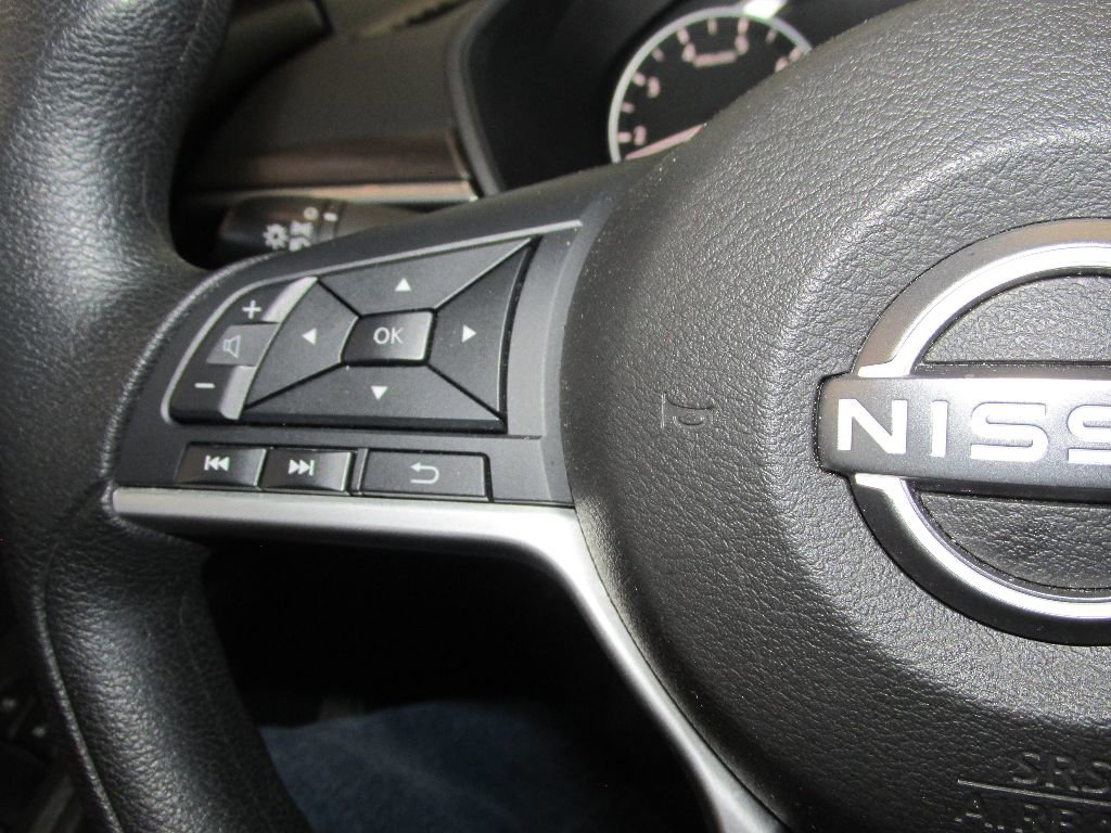 Used 2024 Nissan Altima 2.5 SV image 15