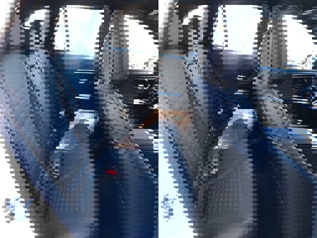 New 2026 Mercedes-Benz GLC 43 AMG 4MATIC image 36