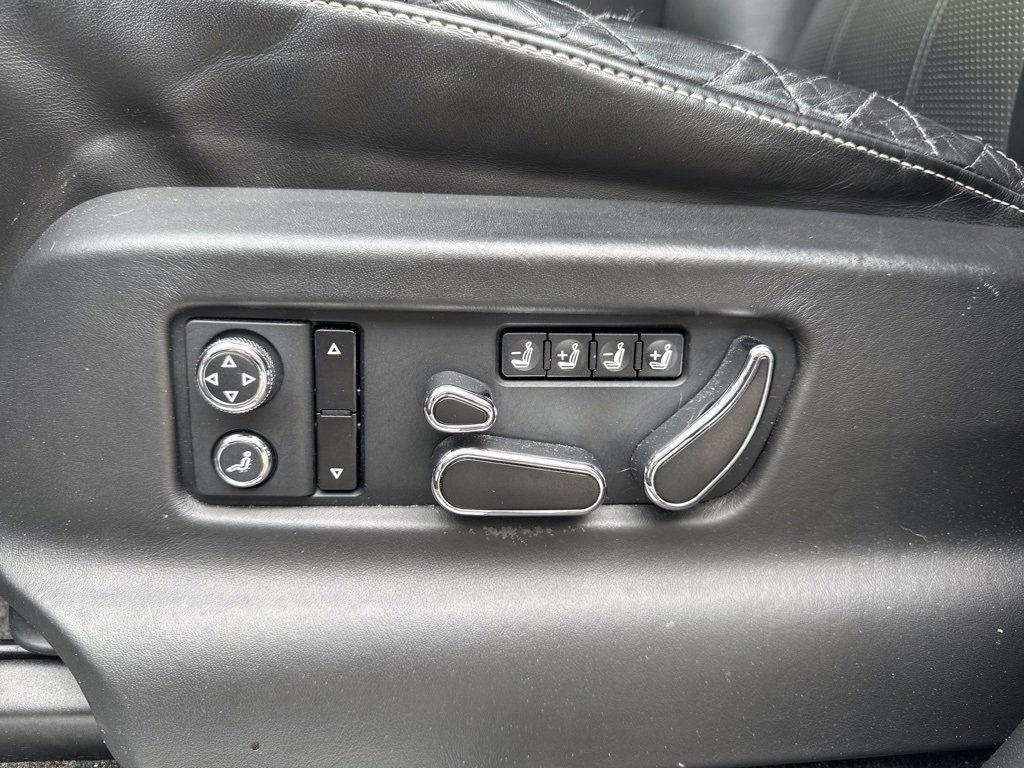 Used 2018 Bentley Bentayga Activity image 57