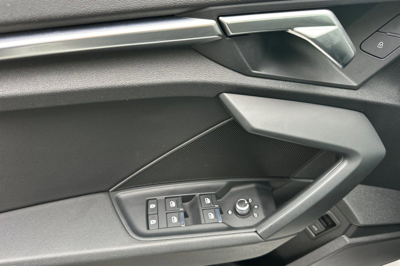 Used 2022 Audi A3 2.0T Premium image 11