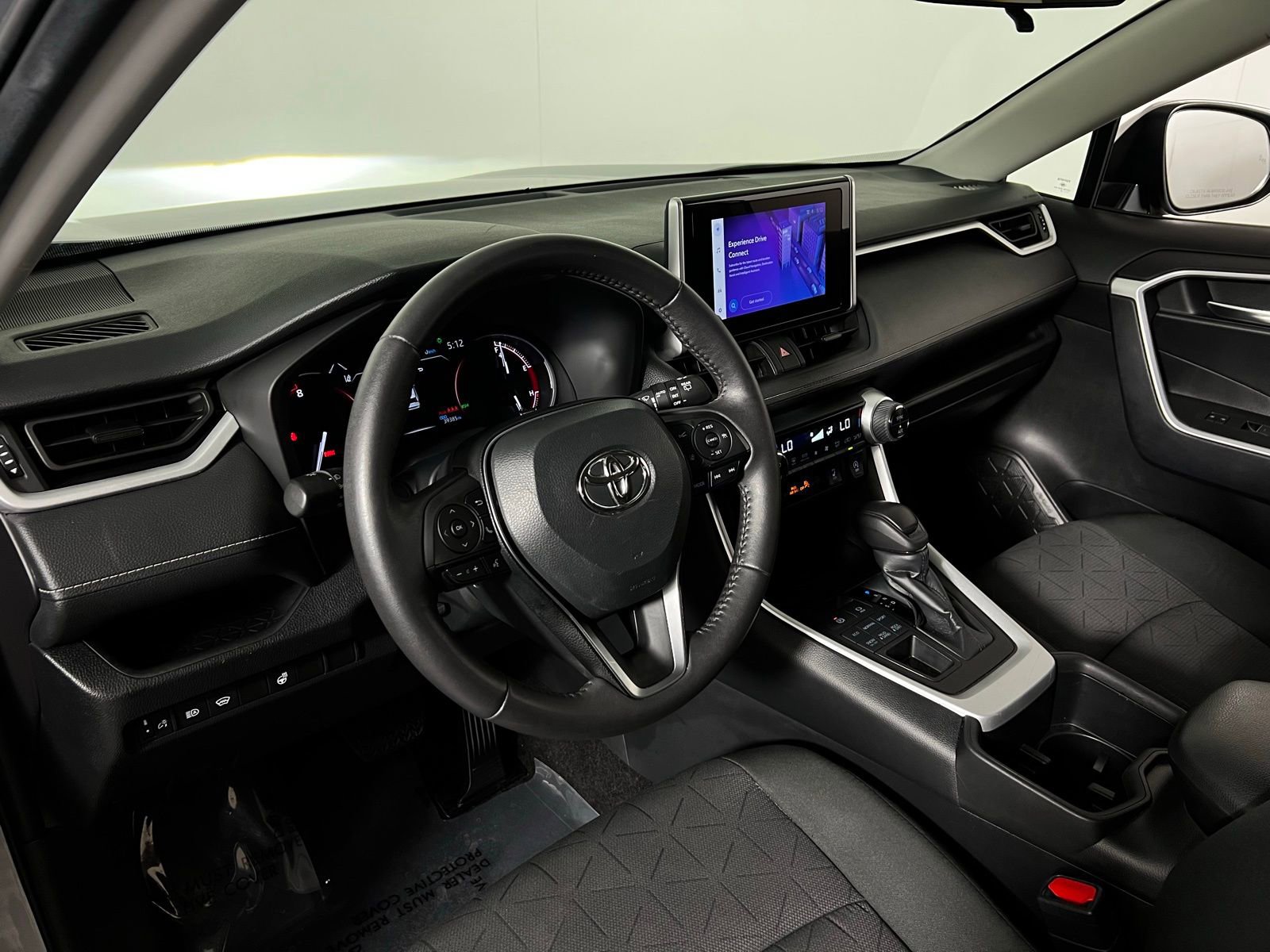 Certified 2024 Toyota RAV4 XLE image 12