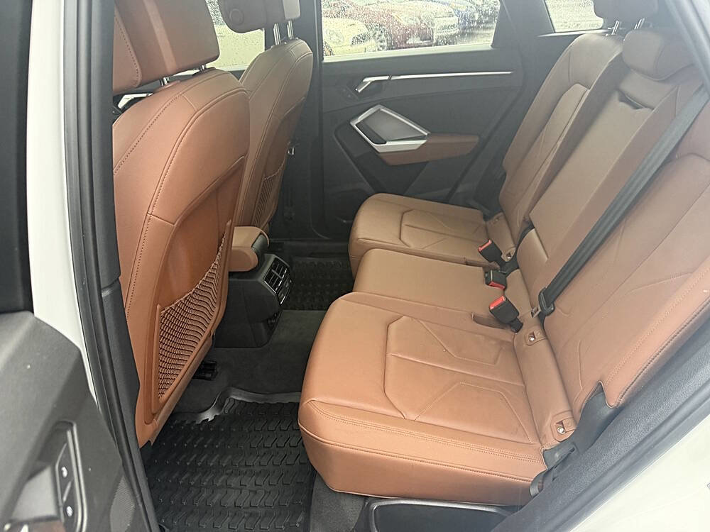 Used 2021 Audi Q3 2.0T Premium w/ Convenience Package image 13