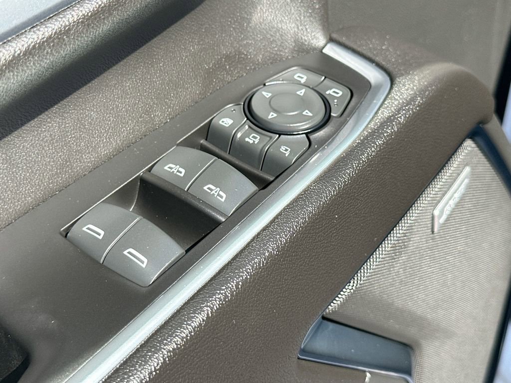 Certified 2024 Chevrolet Silverado 2500 LTZ w/ LTZ Plus Package image 18