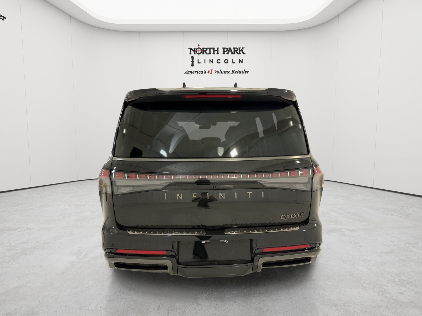 Used 2026 INFINITI QX80 Autograph AWD/4WD image 4