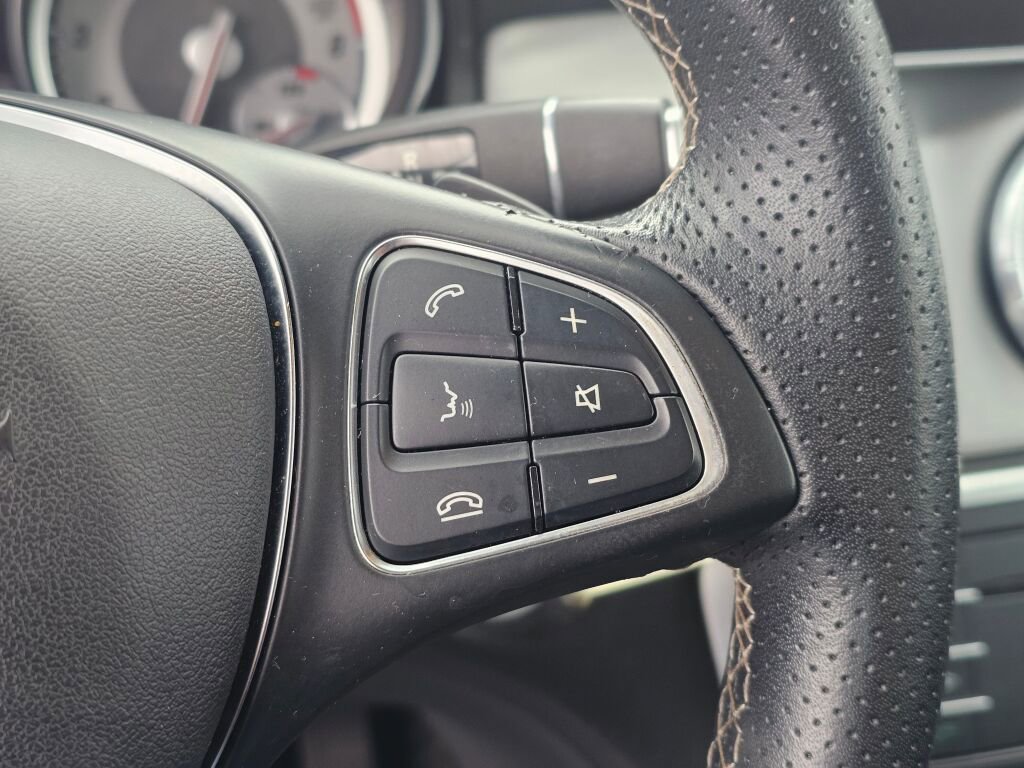 Used 2016 Mercedes-Benz CLA 250 4MATIC image 22