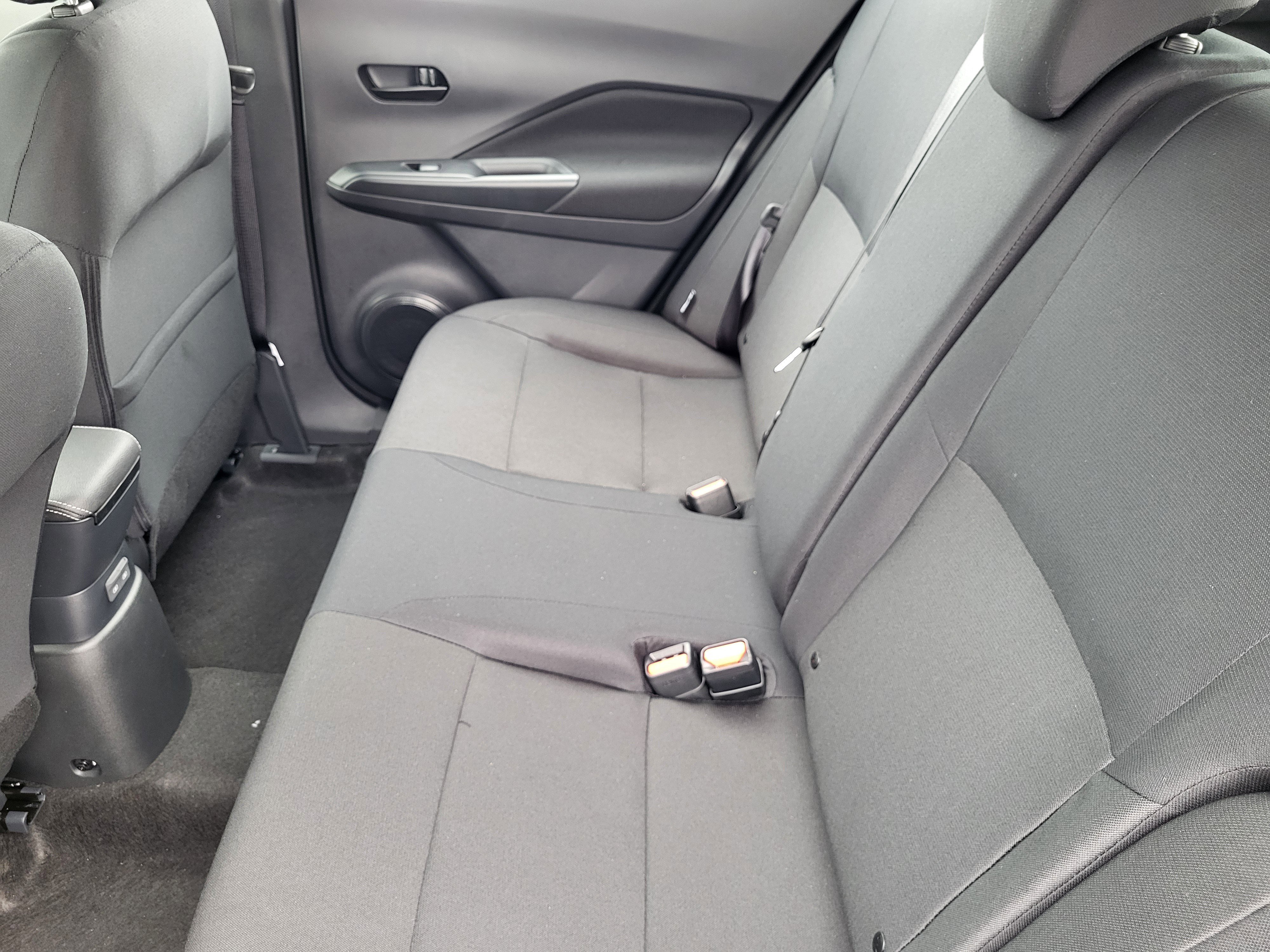 New 2025 Nissan Kicks Play S image 10