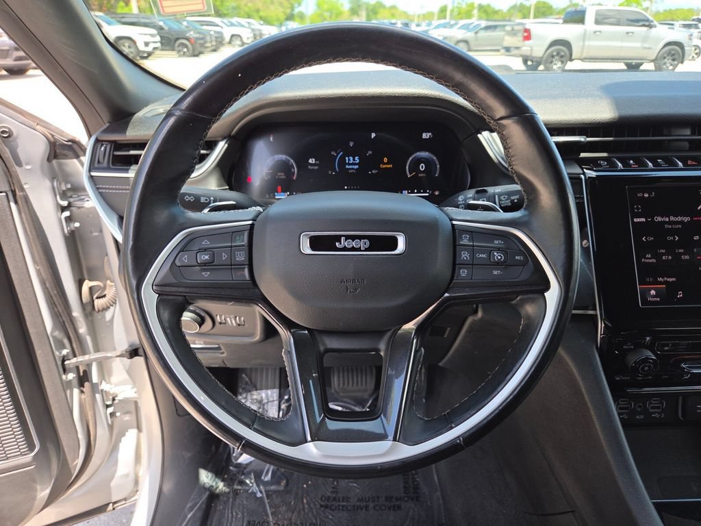 Used 2021 Jeep Grand Cherokee L Laredo AWD/4WD image 34