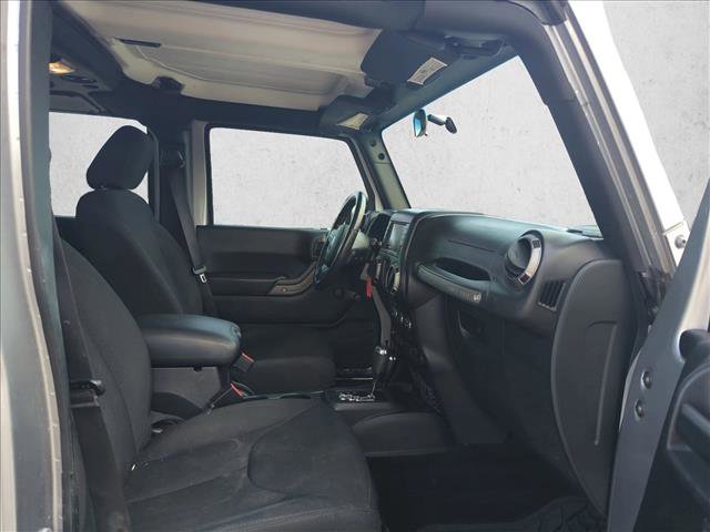 Used 2016 Jeep Wrangler Unlimited Sport w/ Connectivity Group image 15