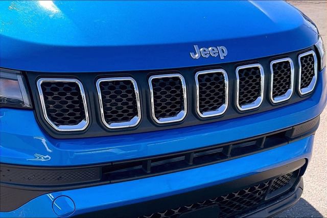 Used 2023 Jeep Compass Sport AWD/4WD image 31