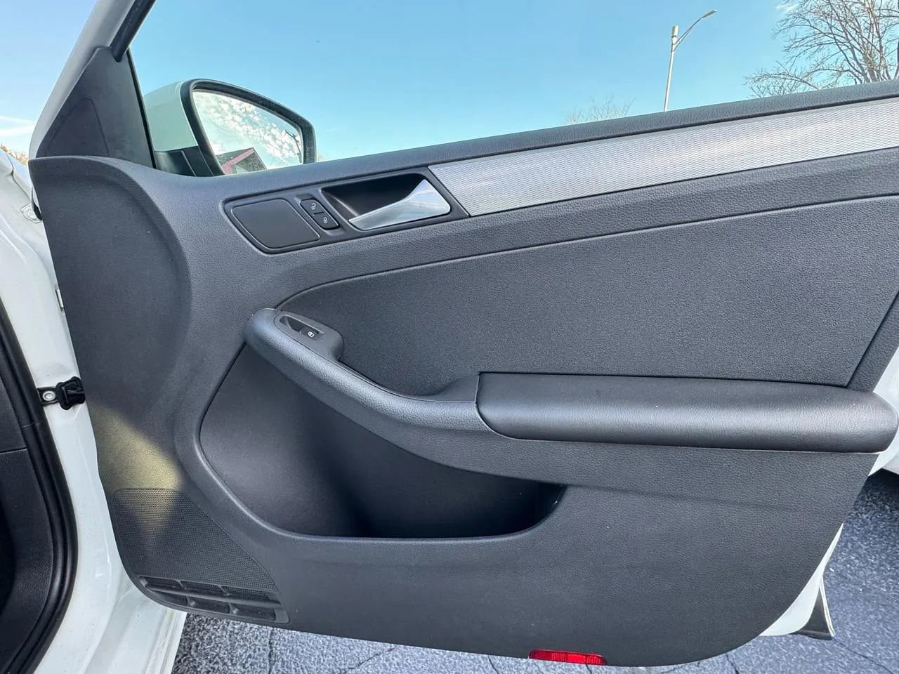 Used 2018 Volkswagen Jetta S FWD image 31