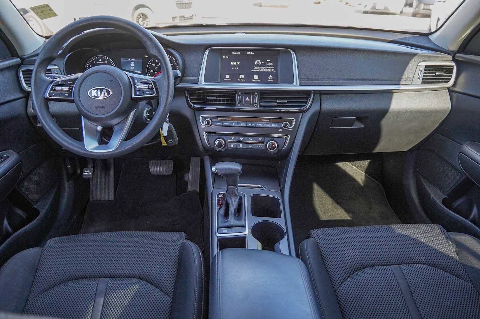 Used 2020 Kia Optima LX image 30