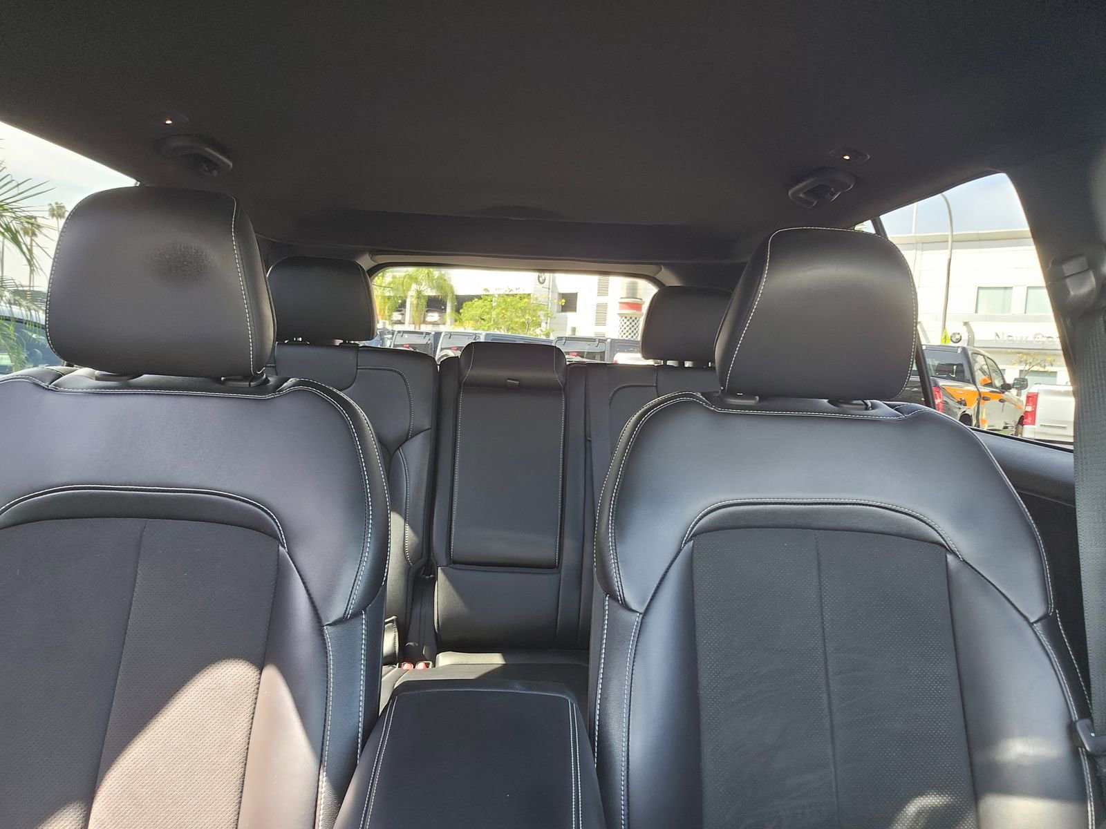 Used 2023 Jeep Grand Cherokee Altitude image 28