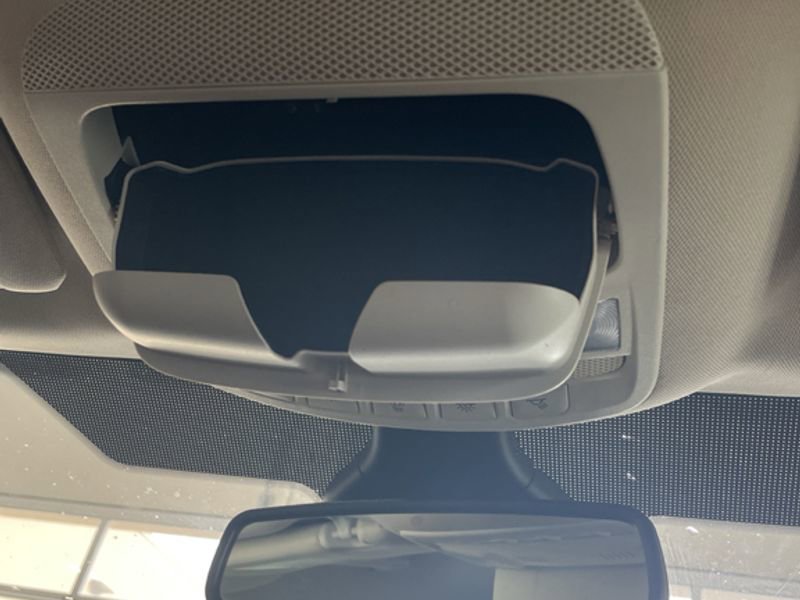 Used 2023 Ford Edge SEL image 17