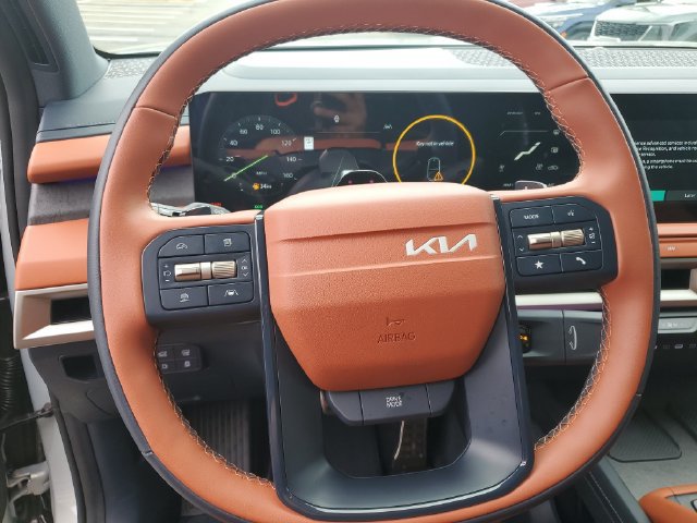 Used 2027 Kia Telluride SX w/ Towing Package FWD image 28