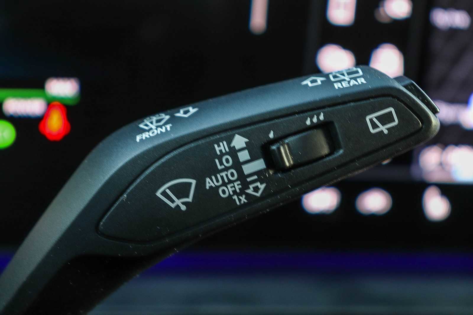 Used 2025 Audi Q6 e-tron Premium Plus w/ Premium Plus image 30