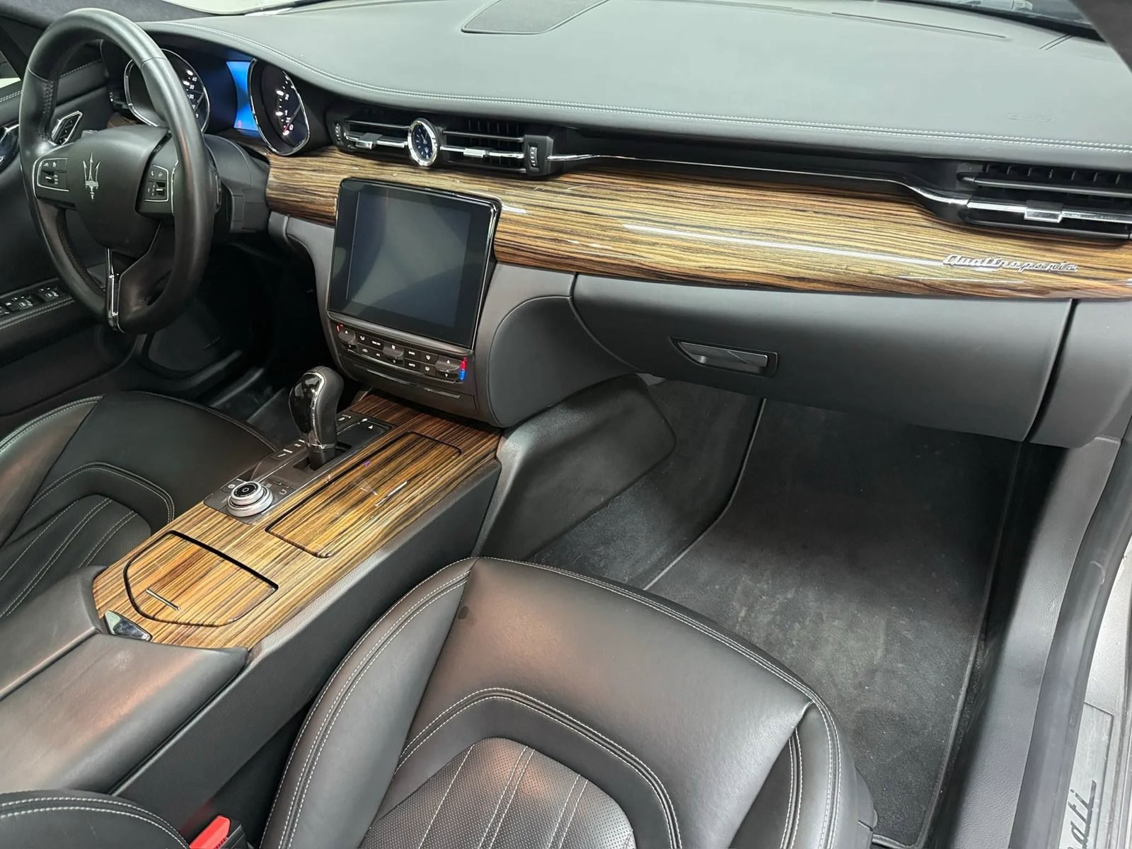 Used 2018 Maserati Quattroporte S GranLusso RWD image 12