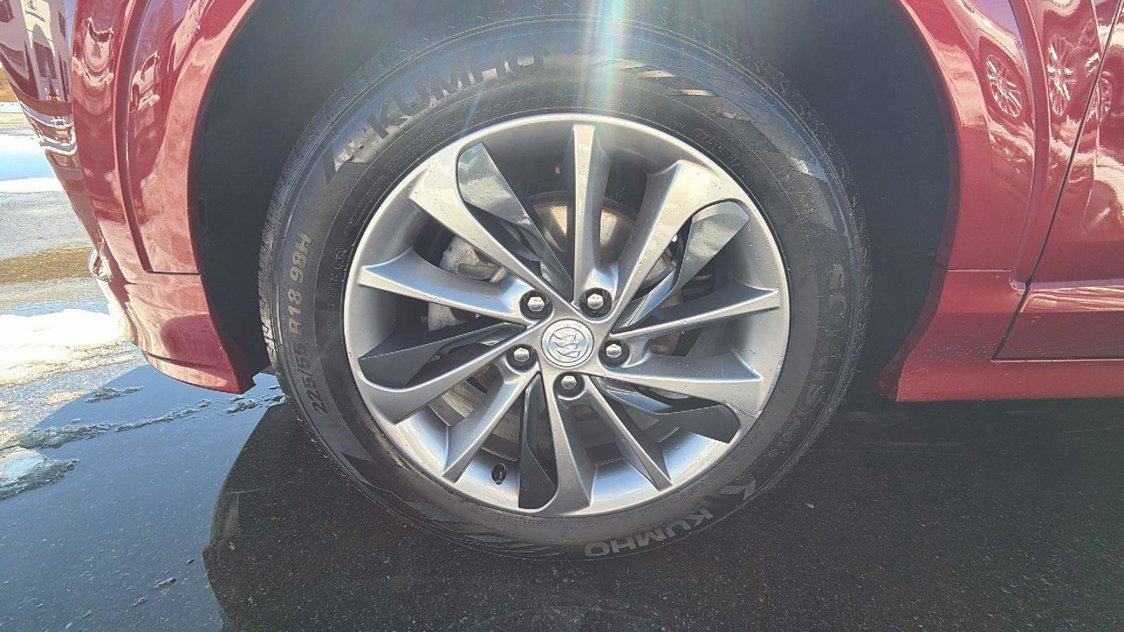 Certified 2021 Buick Encore GX Select w/ Advanced Technology Package image 9