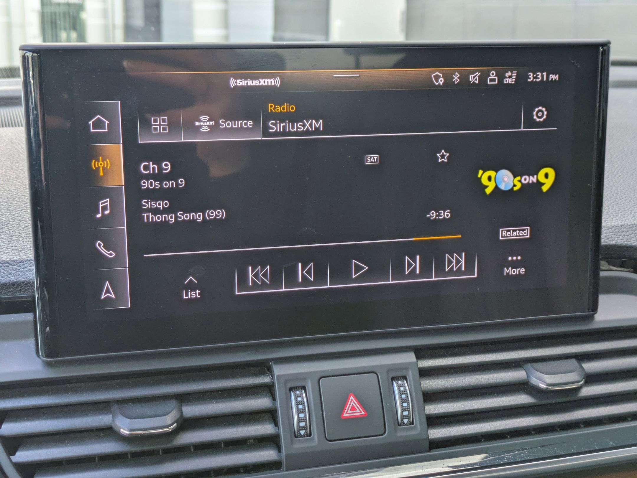 Used 2021 Audi Q5 e Premium image 16