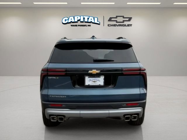 Used 2026 Chevrolet Traverse LT w/ Driver Confidence Package image 4