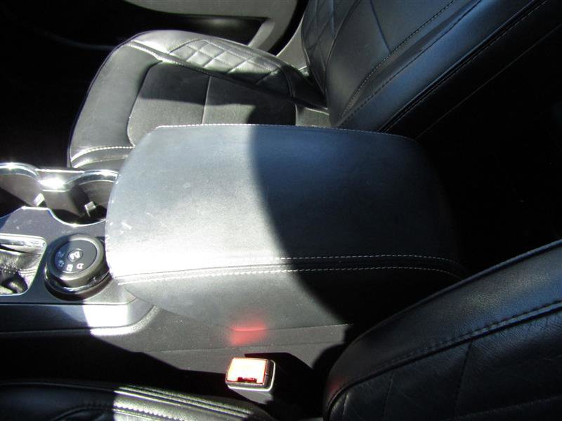 Used 2017 Ford Explorer Platinum image 25