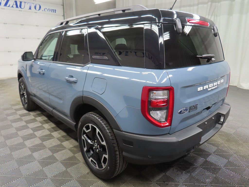 Used 2024 Ford Bronco Sport Outer Banks w/ Tech Package AWD/4WD image 5