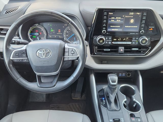 Used 2022 Toyota Highlander XLE AWD/4WD image 27