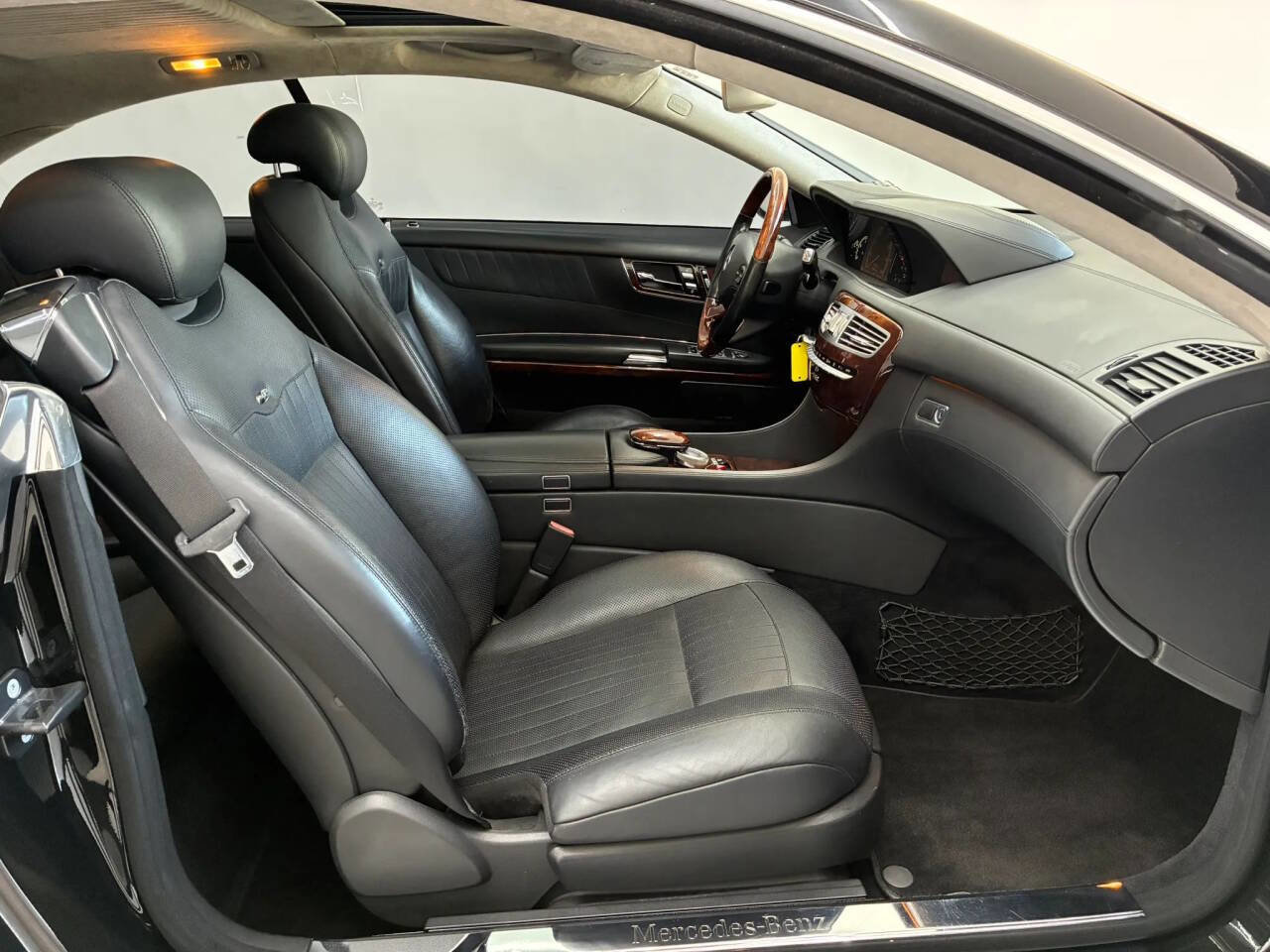 Used 2007 Mercedes-Benz CL 600 image 26