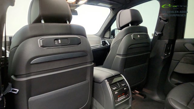 Used 2023 BMW X7 xDrive40i w/ Executive Package AWD/4WD image 48