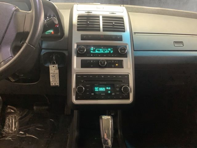 Used 2009 Dodge Journey SXT w/ Flexible Seating Group AWD/4WD image 9