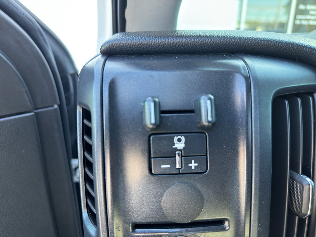 Used 2016 GMC Sierra 2500 2WD Regular Cab image 17