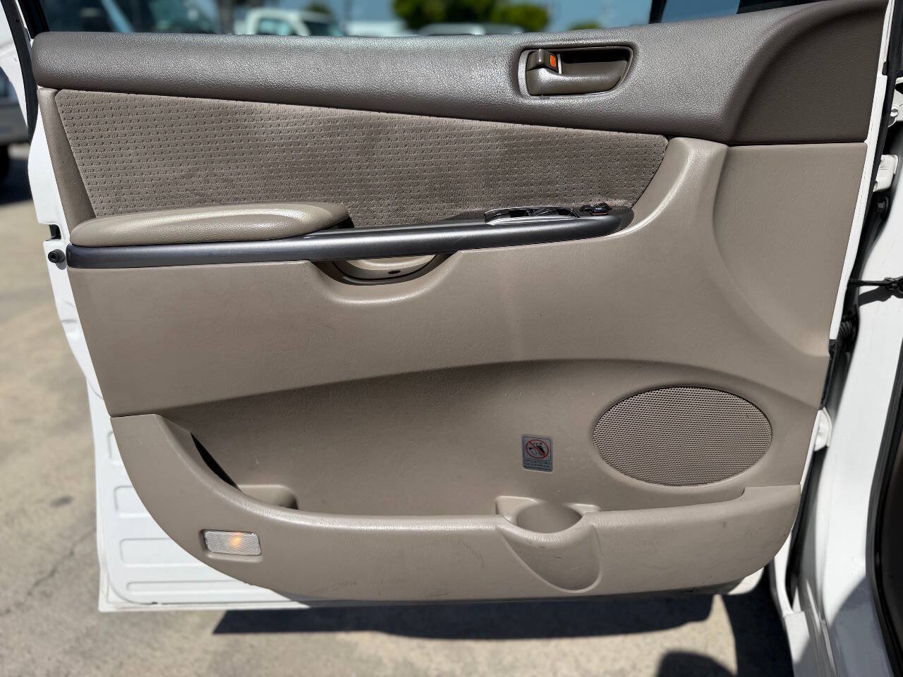 Used 2008 Toyota Sienna CE FWD image 19