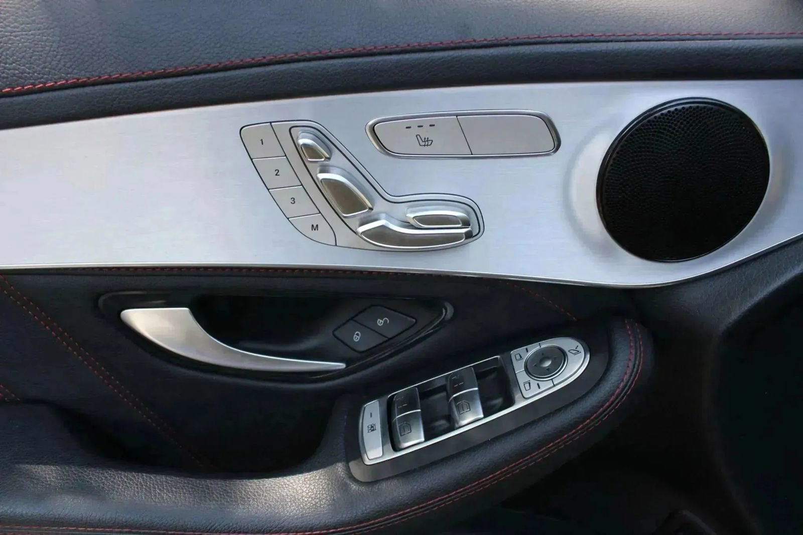 Used 2019 Mercedes-Benz GLC 43 AMG 4MATIC image 18