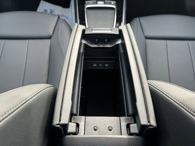 Used 2026 Mercedes-Benz GLA 250 4MATIC image 34