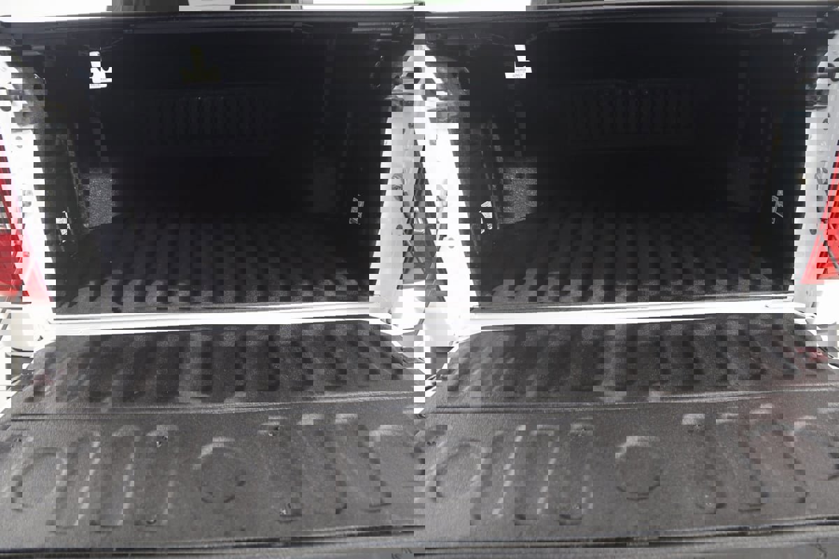 Used 2025 Ford Maverick XLT w/ 4K Tow Package image 45