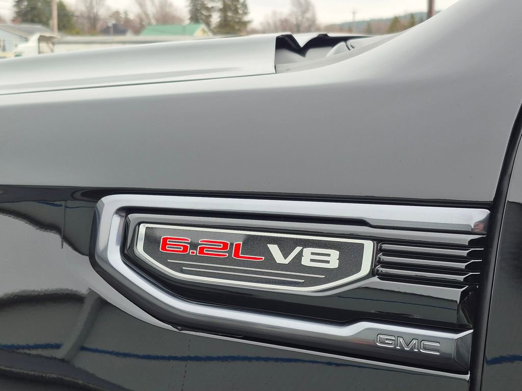 Used 2024 GMC Sierra 1500 AT4 w/ AT4 Premium Package image 9