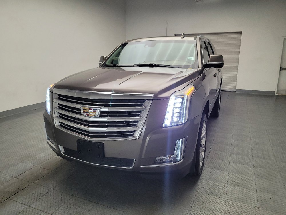 Used 2015 Cadillac Escalade Platinum RWD image 15