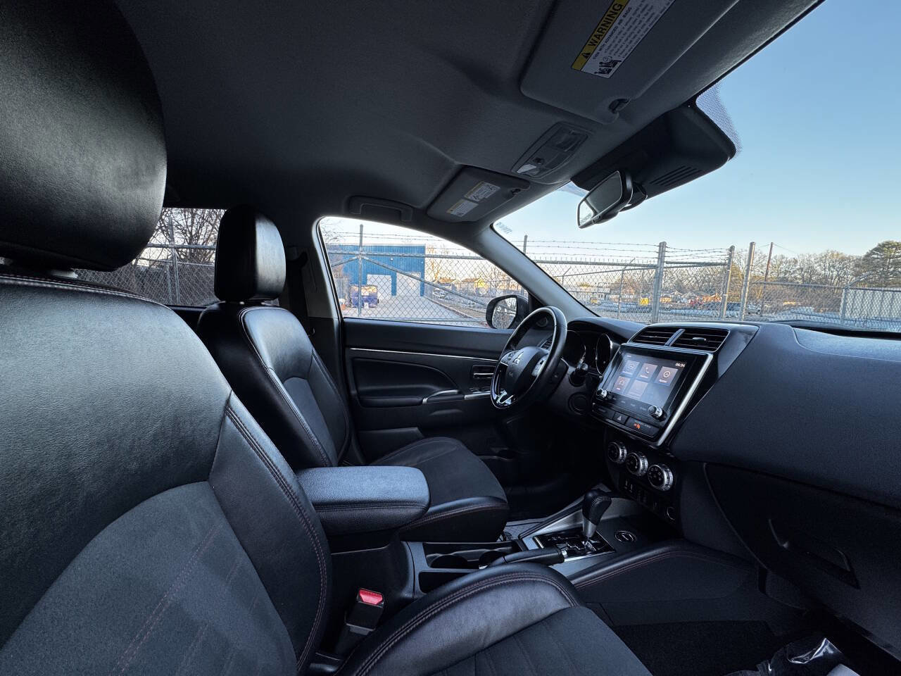 Used 2022 Mitsubishi Outlander Sport LE image 12