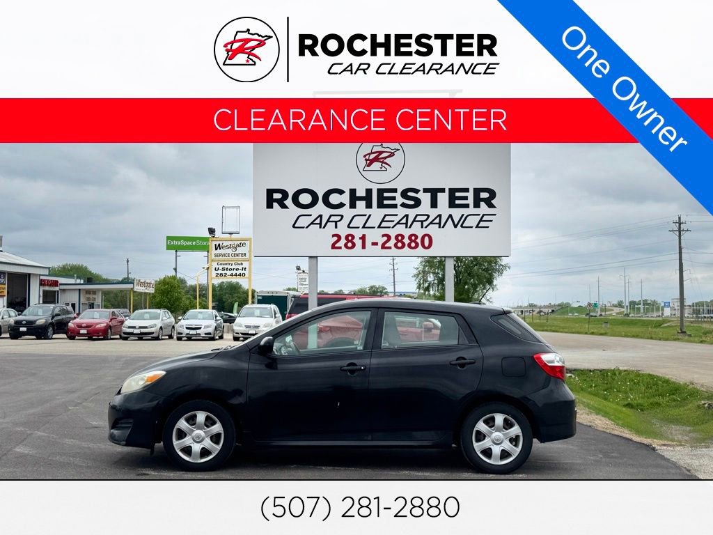 Used 2010 Toyota Matrix FWD image 1