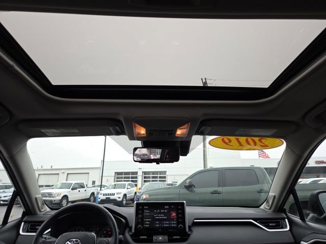 Used 2019 Toyota RAV4 XLE Premium w/ Advanced Technology Package image 22