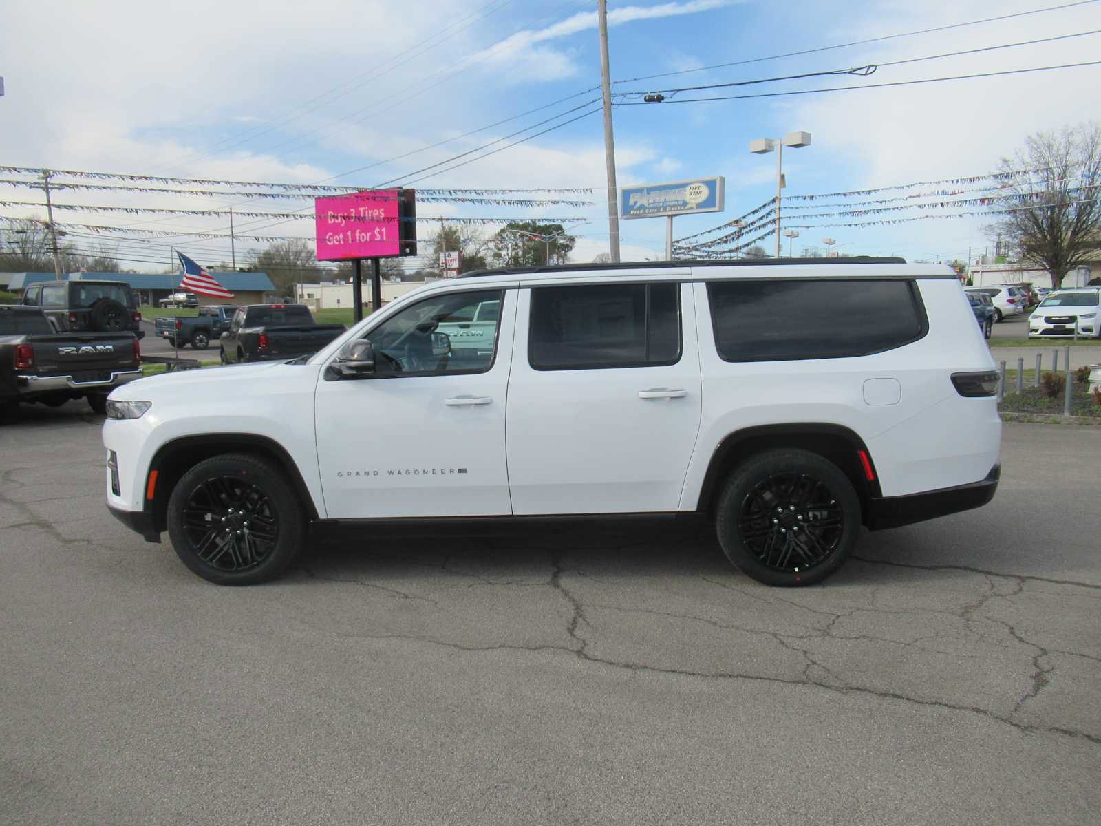 New 2026 Jeep Grand Wagoneer L Series II Obsidian image 3