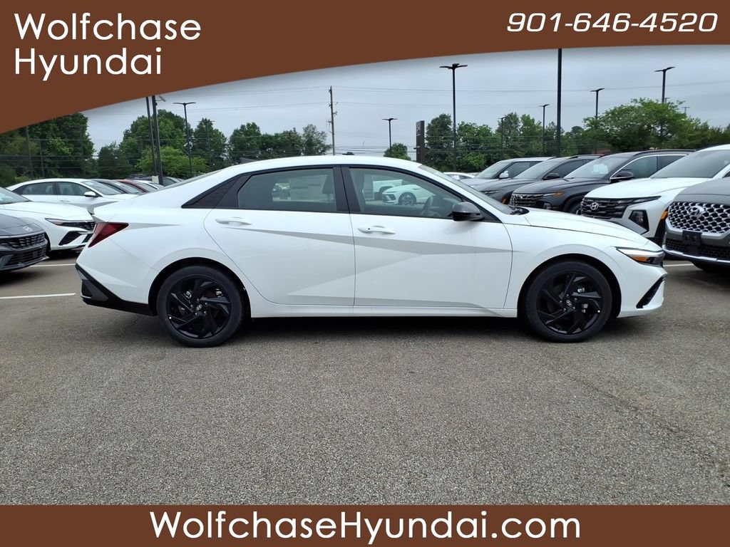 New 2026 Hyundai Elantra Sport FWD image 6