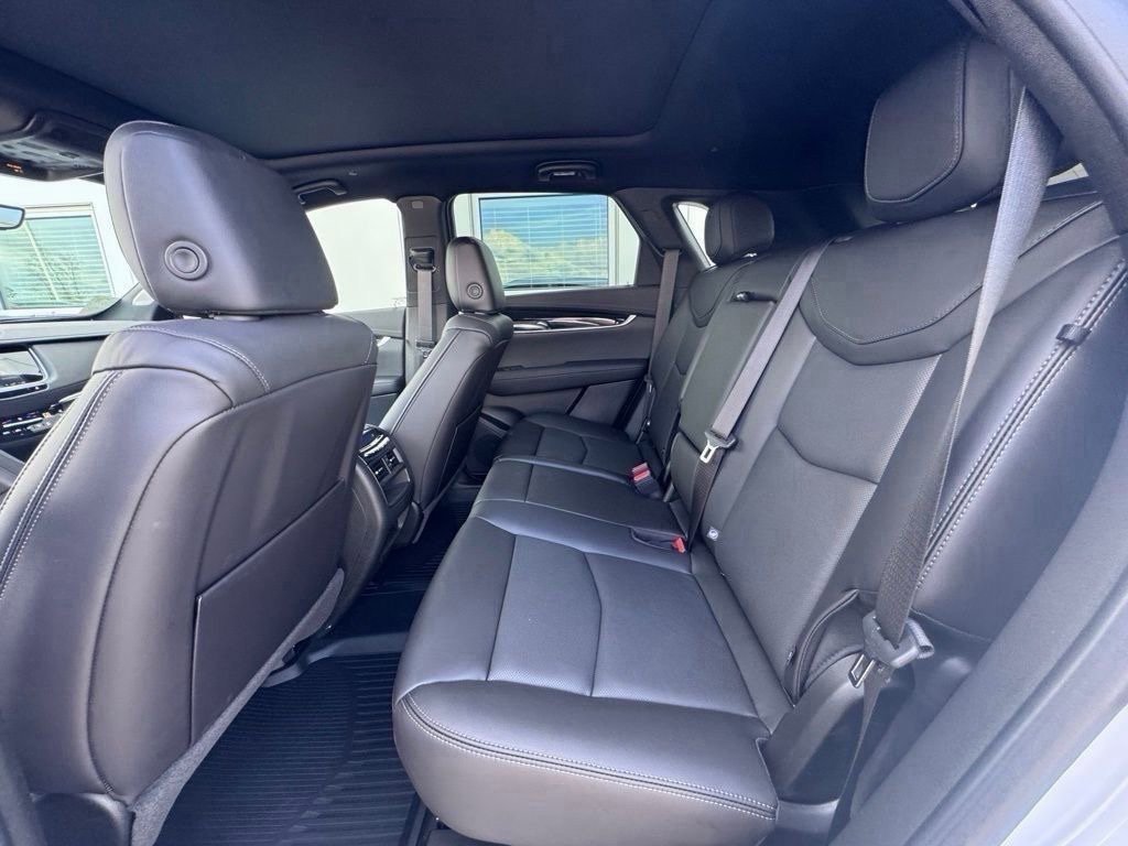 New 2026 Cadillac XT5 Premium Luxury w/ Driver Assist Package FWD image 18