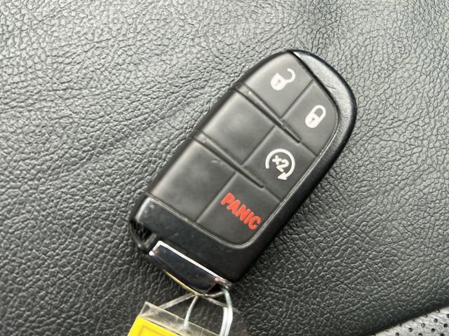 Used 2022 Jeep Compass Limited w/ Sun and Sound Group image 25