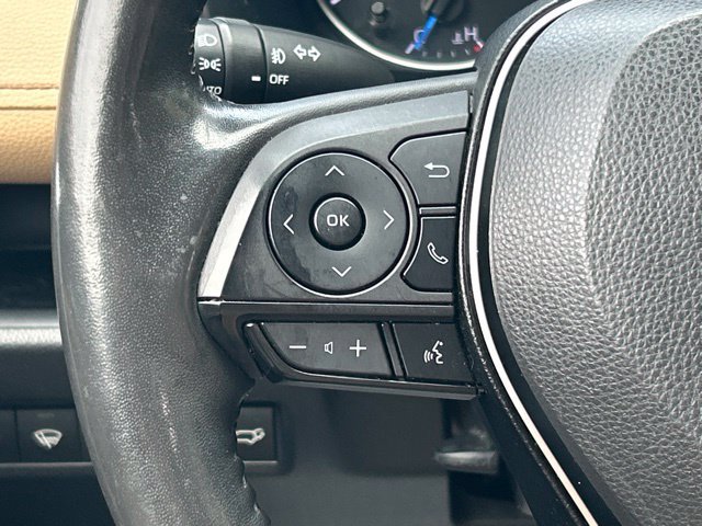 Used 2021 Toyota RAV4 XLE Premium AWD/4WD image 43