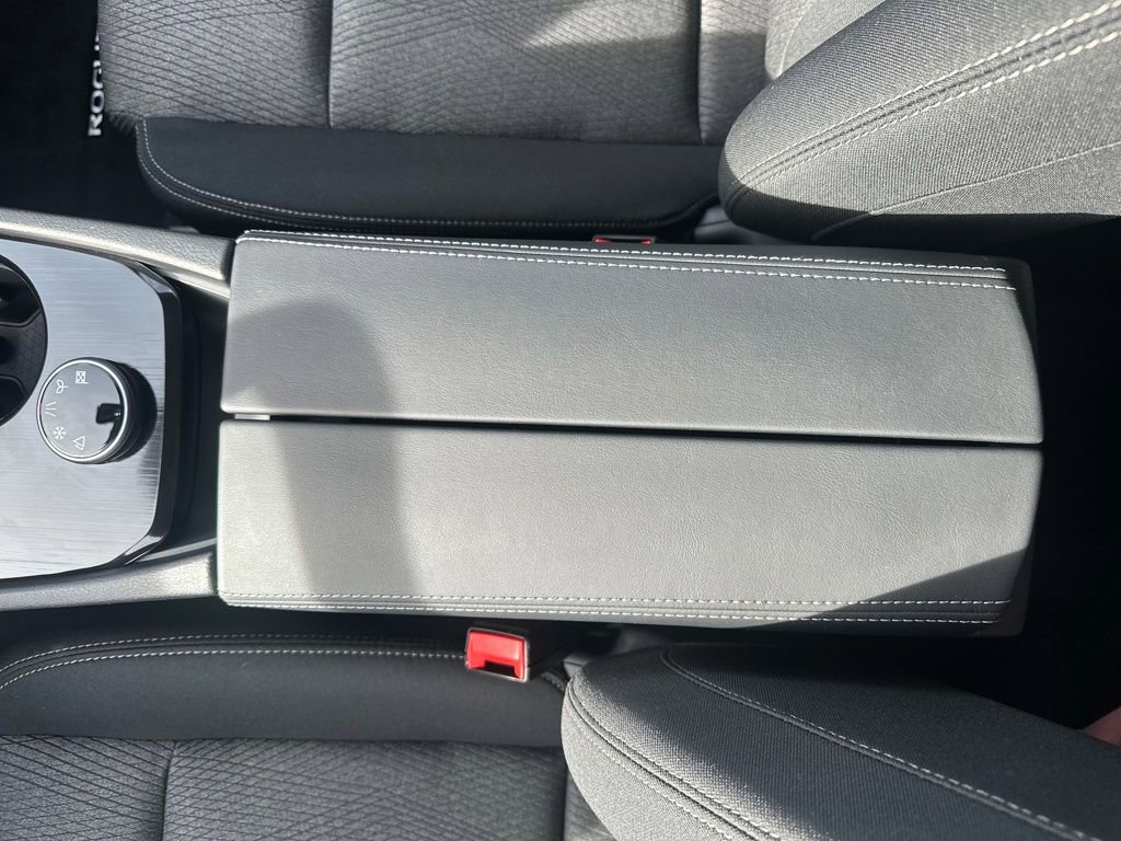 New 2026 Nissan Rogue SV image 24