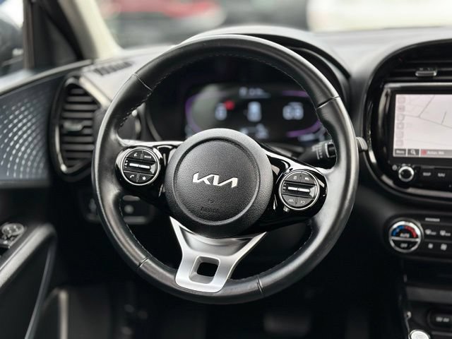 Used 2023 Kia Soul EX FWD image 17