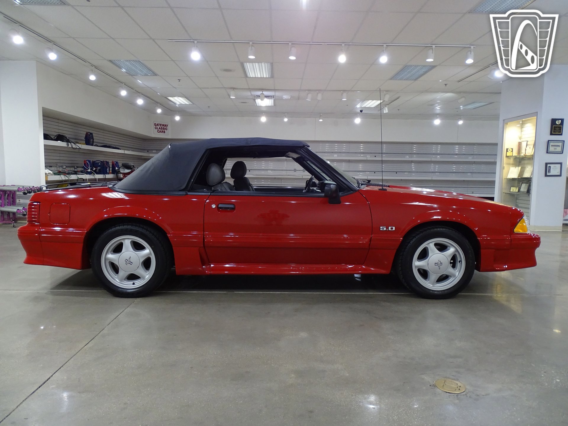 Used 1989 Ford Mustang GT RWD image 18
