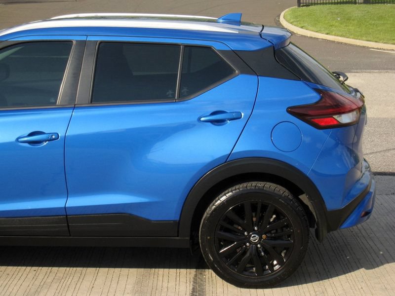 Used 2021 Nissan Kicks SV FWD image 8