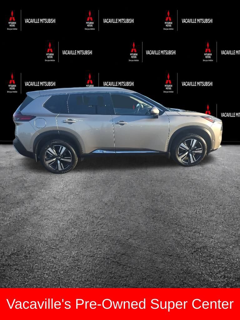 Used 2023 Nissan Rogue Platinum w/ Platinum Premium Package AWD/4WD image 2